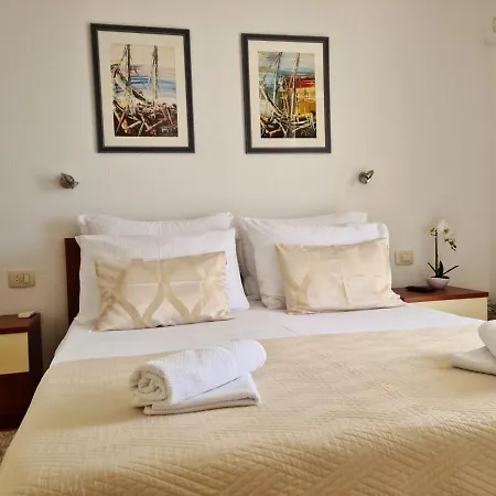 New Studio With Sea View Apartment Makarska