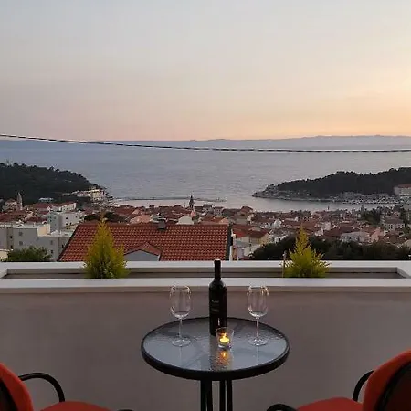 New Studio With Sea View Makarska