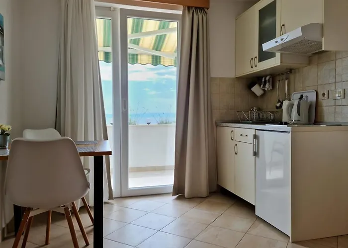 Appartement New With Sea View